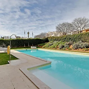 Praia Da Rocha Tower With Pool By Homing Portimão